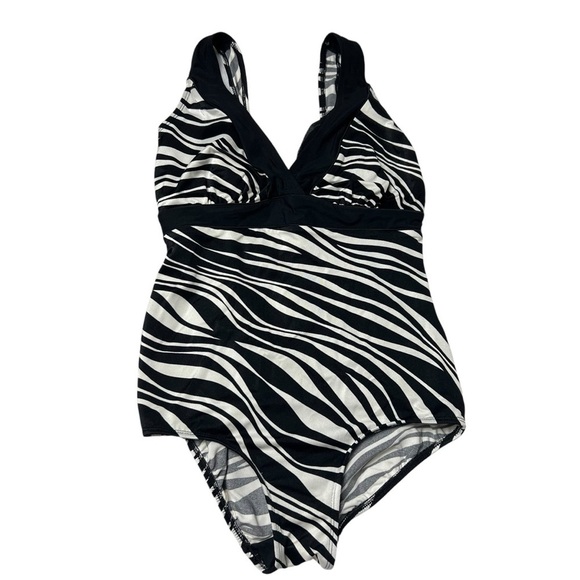 Great Lengths Women’s Swimsuit One Piece Black White Tiger Zebra Print Size 16W - Picture 1 of 9